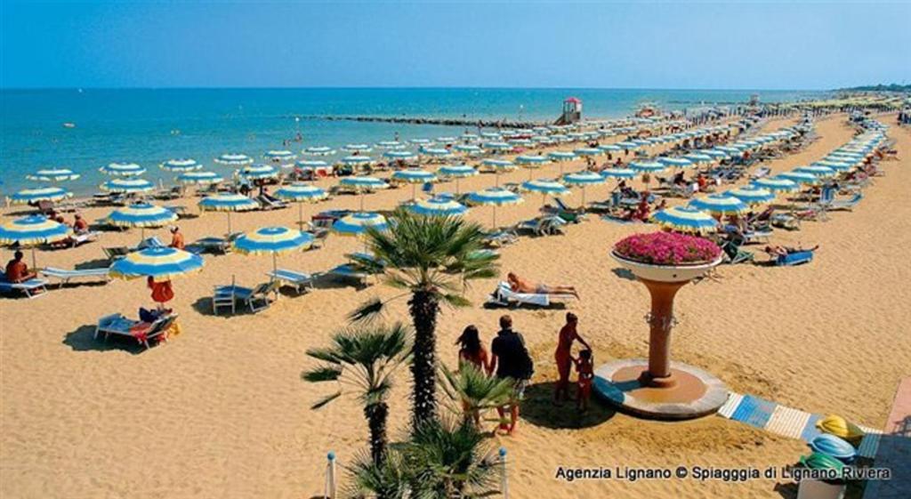 Lignano Riviera With Fireplace & Air Conditioning リニャーノ・サッビアドーロ エクステリア 写真